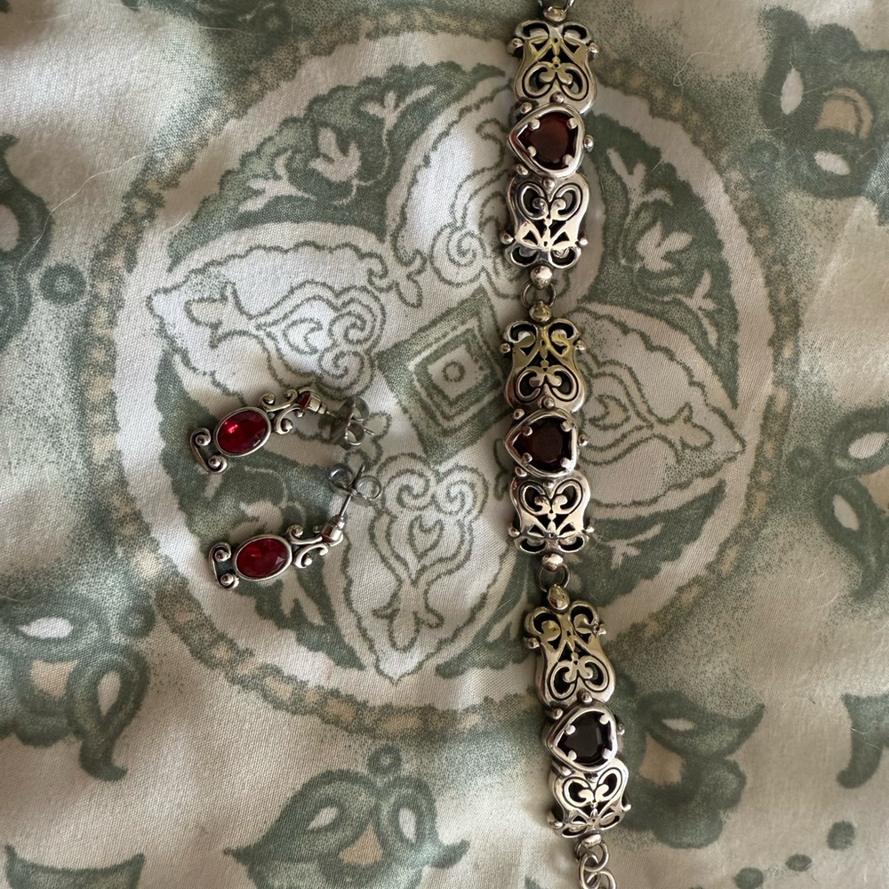 Elegant Silver and Red Jewelry Set